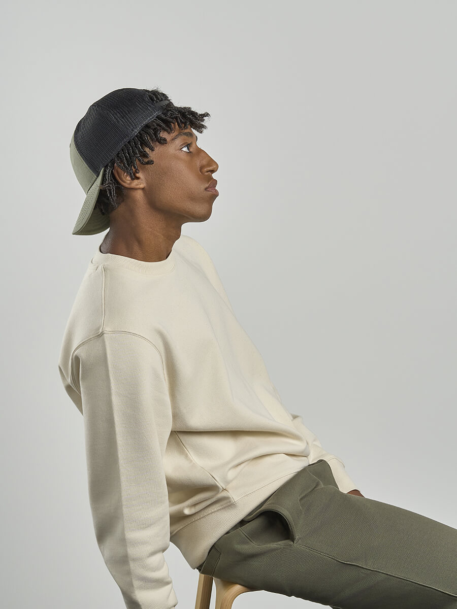 CAPPELLO VISIERA MID 6 PANNELLI MESH POSTERIORE